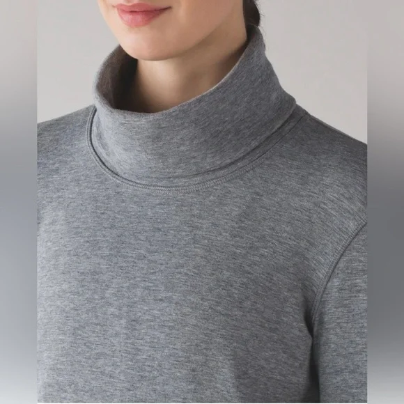 Lululemon Double Up Long Sleeve (Reversible) | Gray | Size 6 - Picture 3 of 13